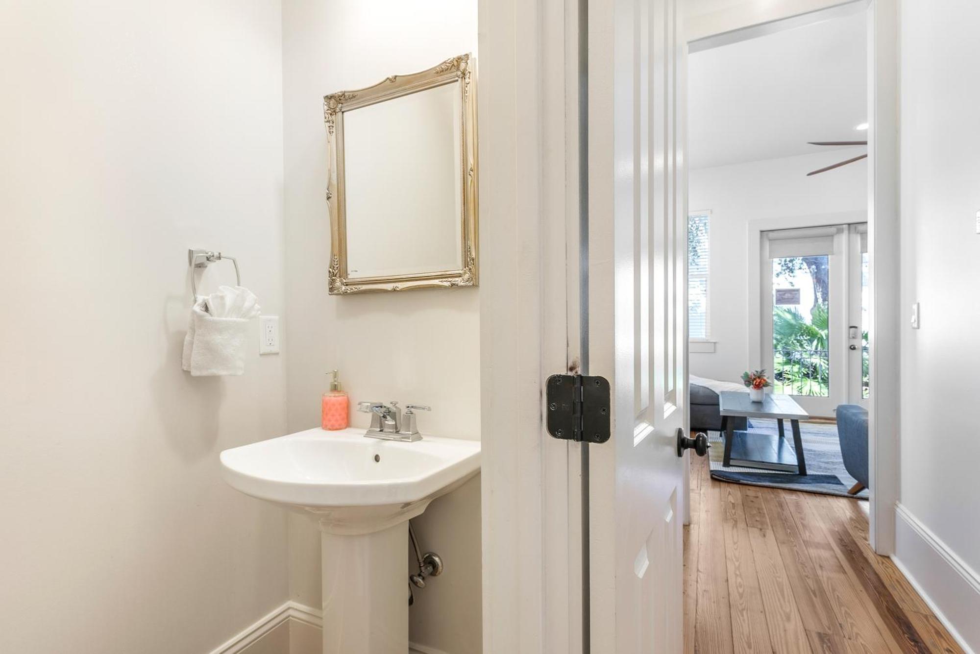 Amazing 3Br Cottage Off St Charles With Pool New Orleans Exterior foto